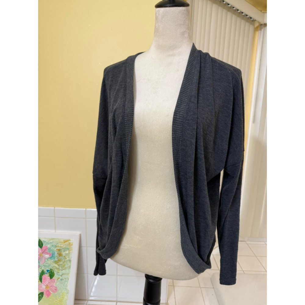 Women's Belle du Jour Gray Cardigan Size XL